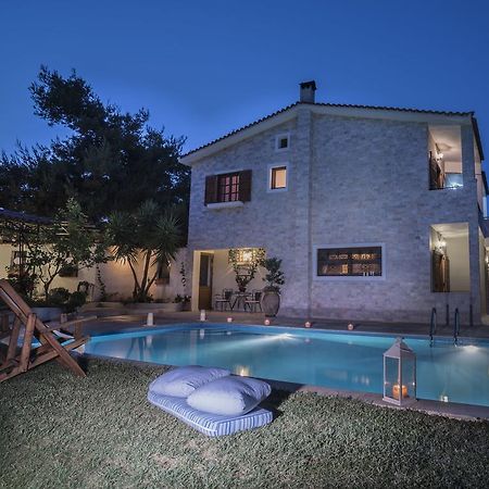 Villa Corina Near The Airport Kouvaras Экстерьер фото